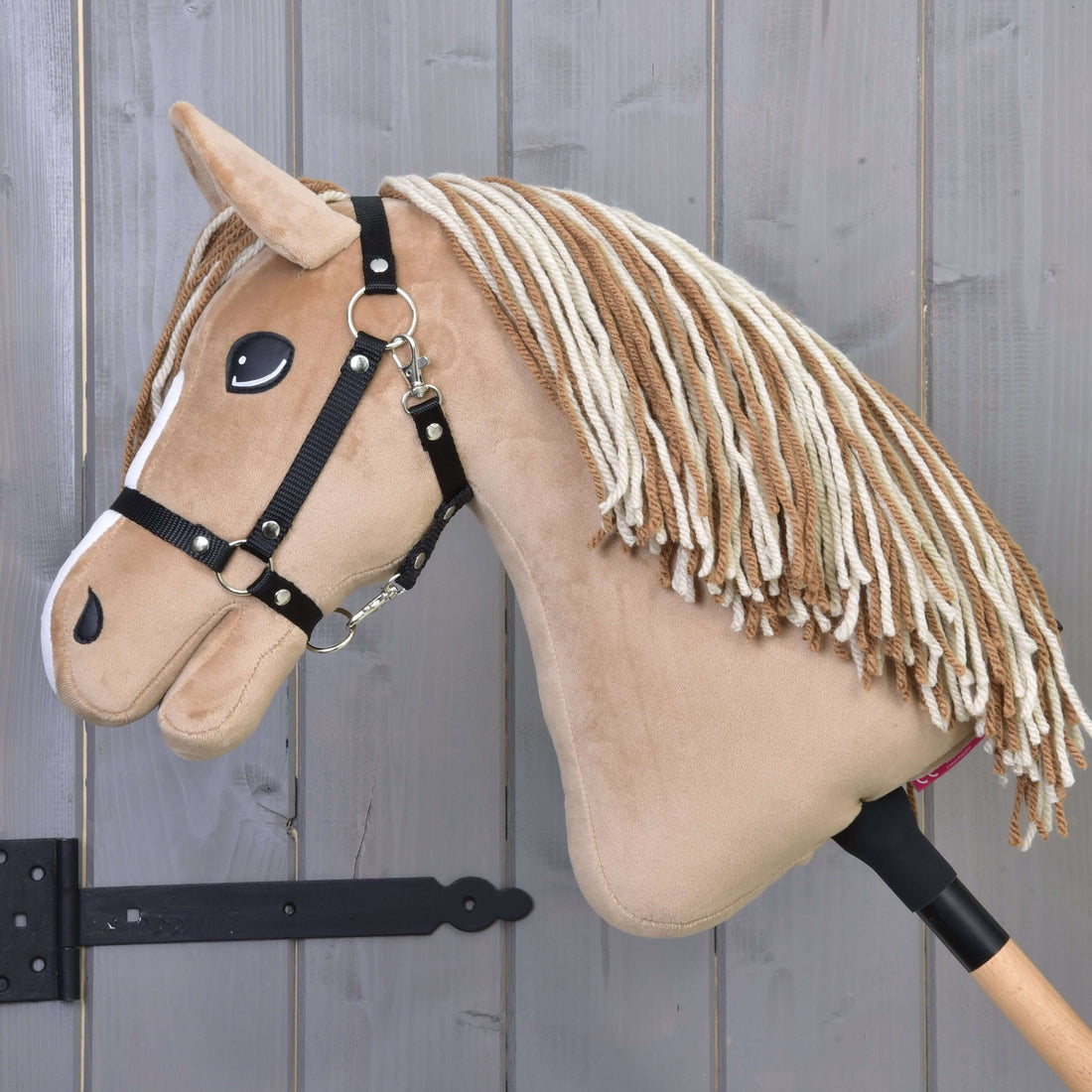 Hobby Horse Bren mit Schwarzem Halfter