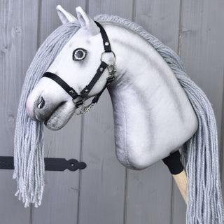 Hobby Horse Licorne Silver avec Bride et Licol