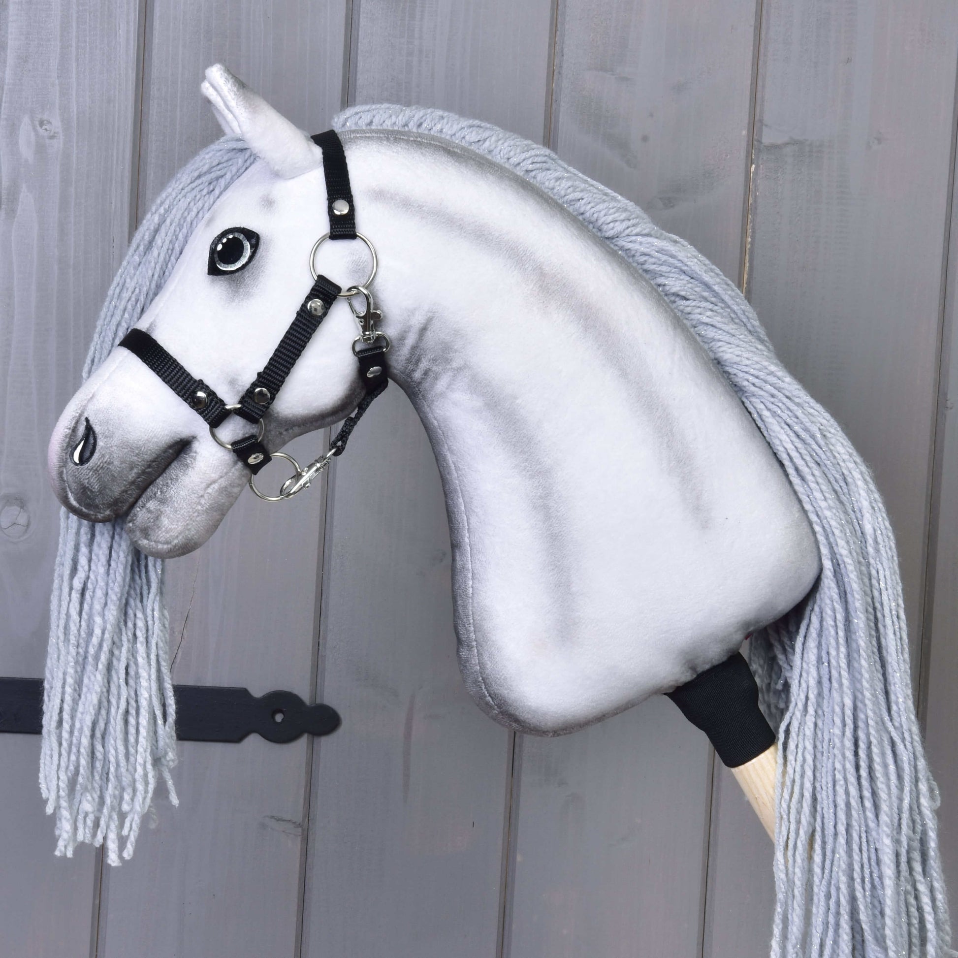 Hobby Horse Einhorn Silver mit Trense und Halfter