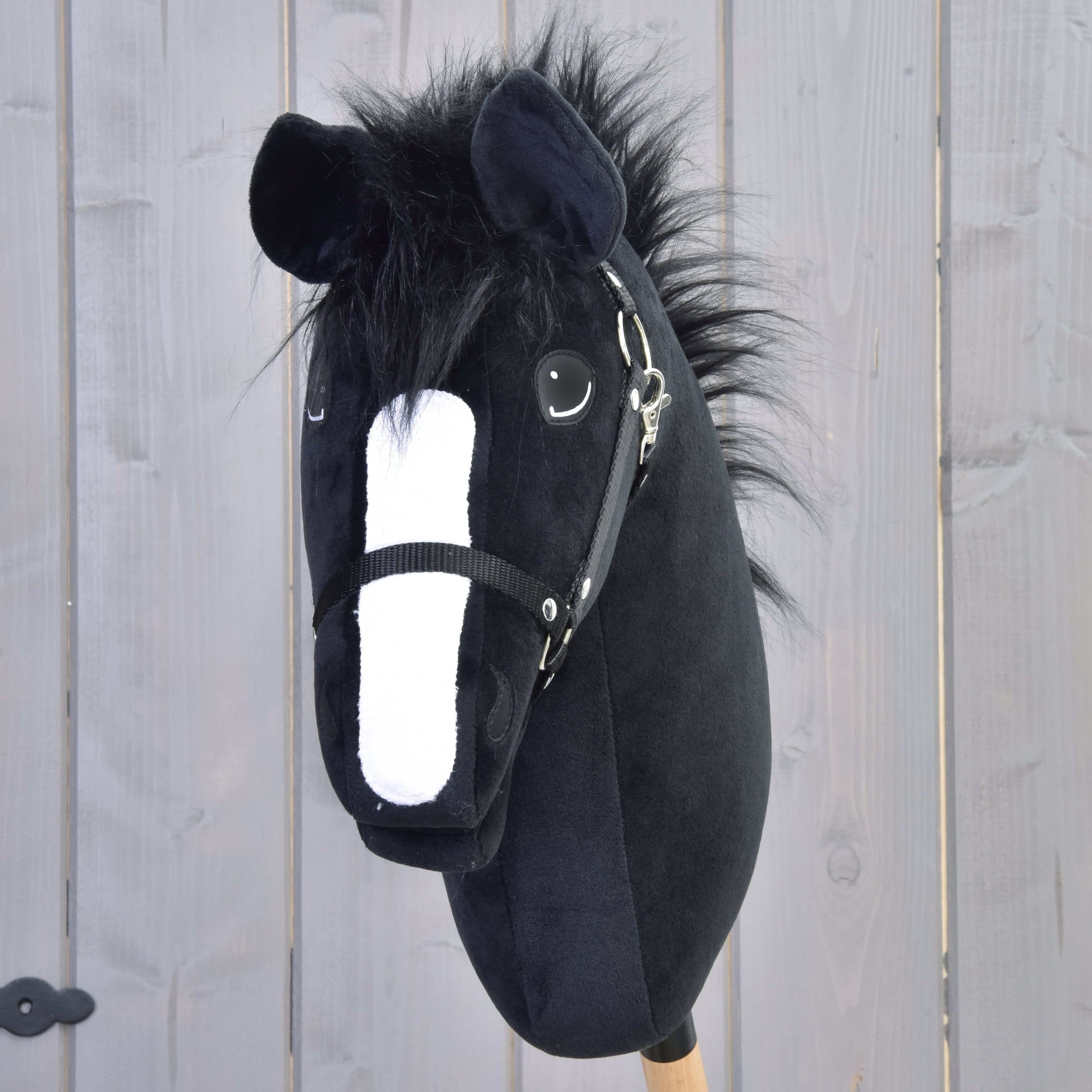 Hobby Horse Loki mit Schwarzem Halfter