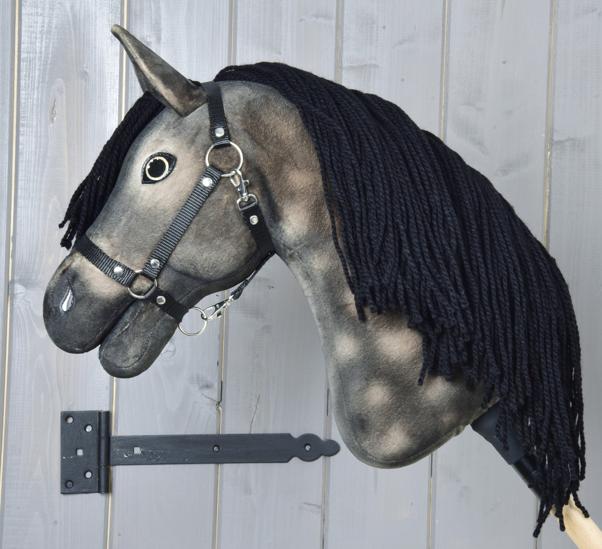 Hobby Horse Stormy avec licol noir