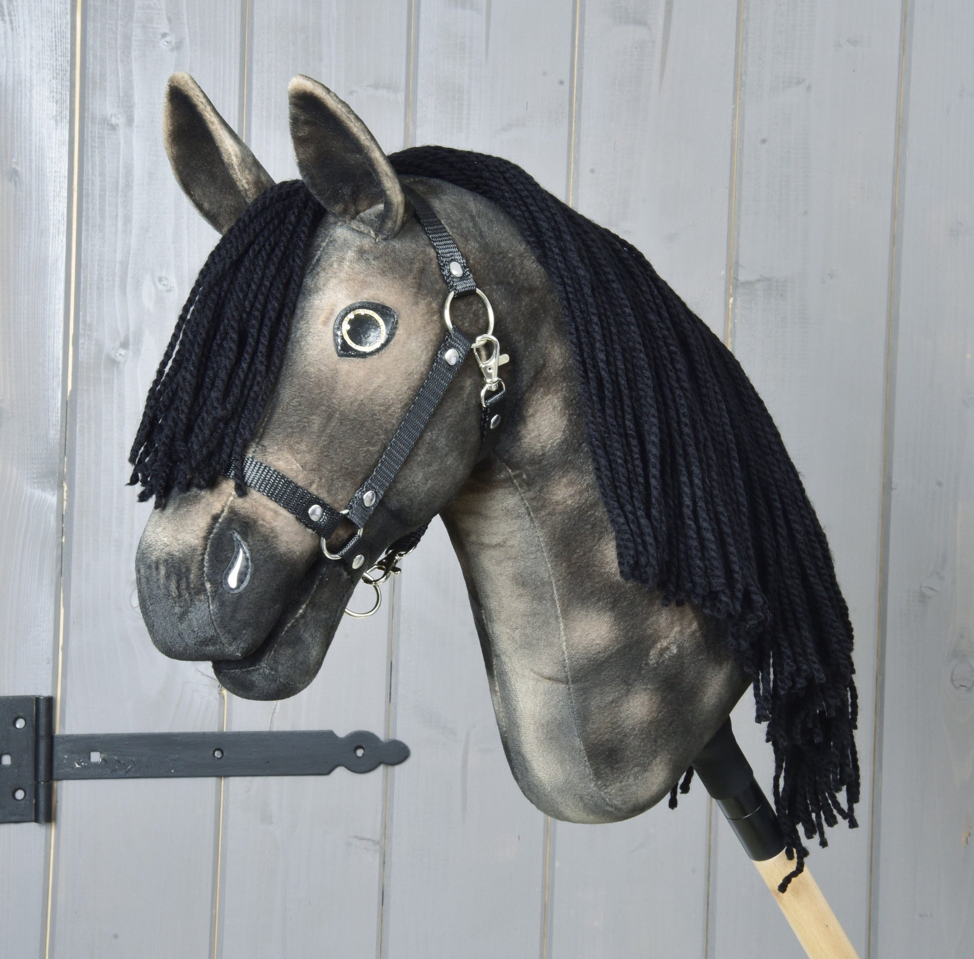 Hobby Horse Stormy avec licol noir