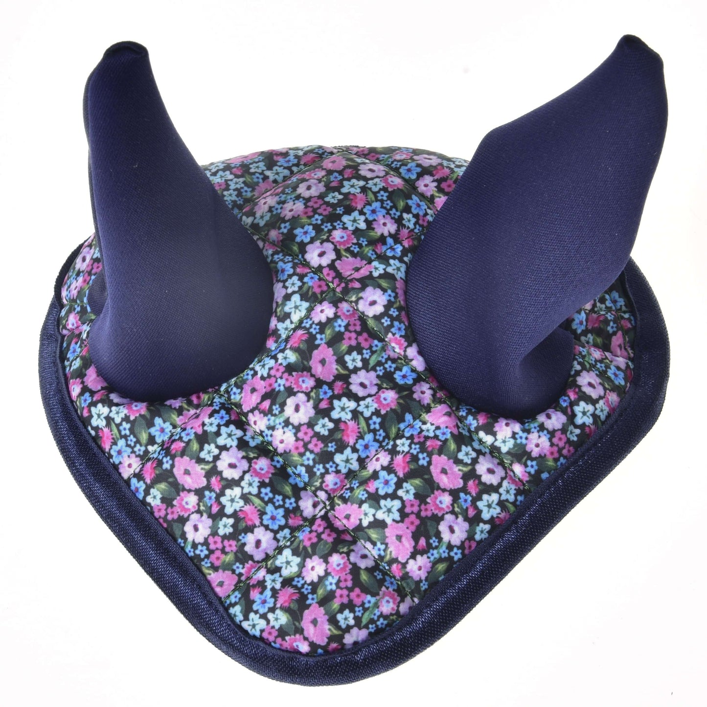 Bonnet d'oreilles Fleur de Hobby Horse LarDen, avec tissu d’oreilles violet et bleu et base ornée de petites fleurs roses, bleues et violettes, offrant un style charmant et une protection efficace contre les insectes.