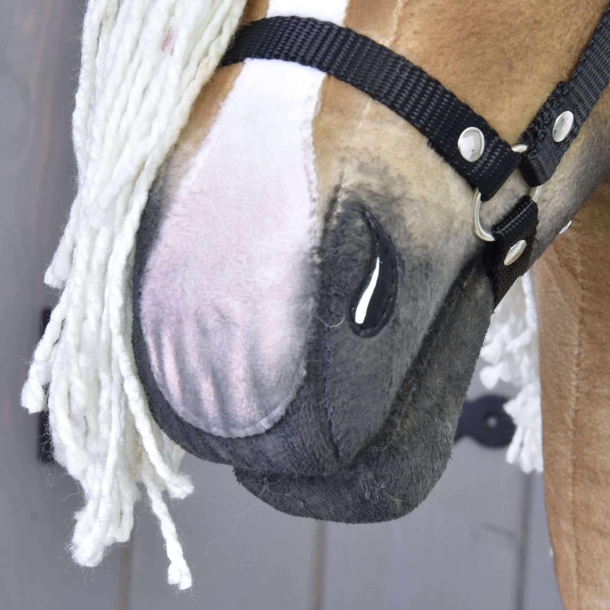 Hobby Horse Connie avec licol noir