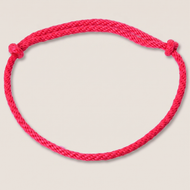 The Cordeo red (size S) by Hobby Horse LarDen is a handcrafted red rope bracelet with end knots, forming a closed loop and shown on a white background.