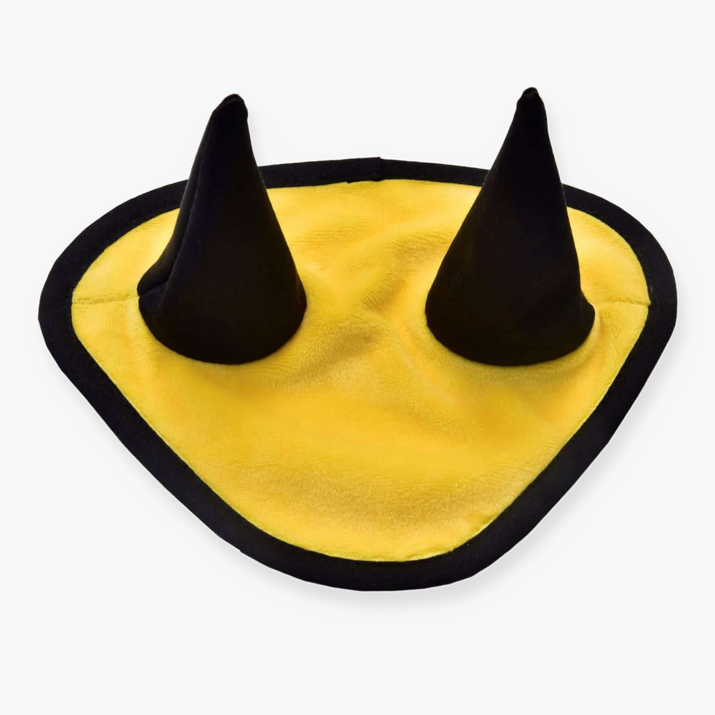 Bonnet d’oreilles jaune (taille M) de Hobby Horse LarDen avec design triangulaire jaune doux et oreilles droites en forme de cône bordées de noir. Idéal comme bonnet d’oreilles pour Hobby Horse ou accessoire de costume, il offre aussi une légère protection contre les insectes.
