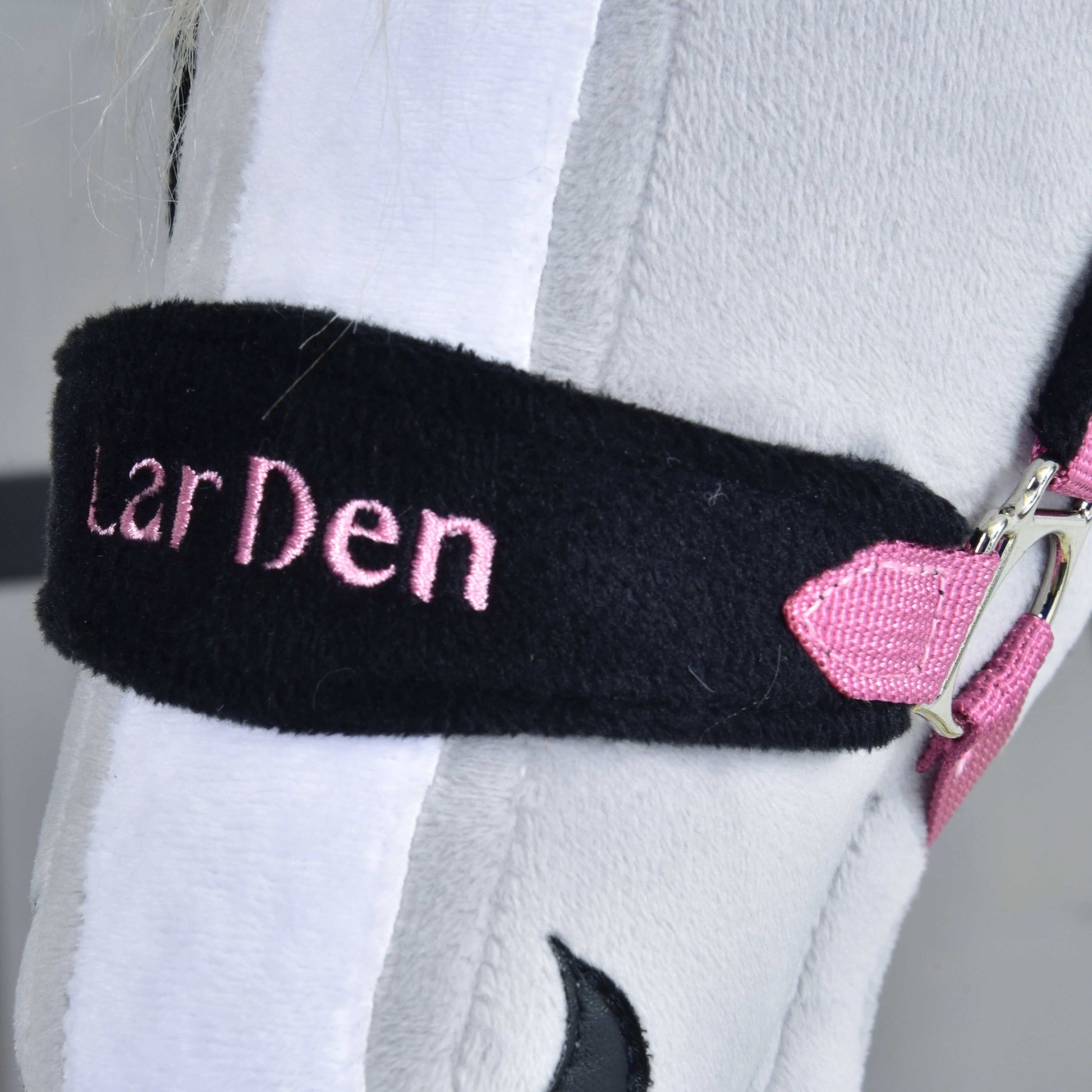 Licol en fourrure LarDen rose