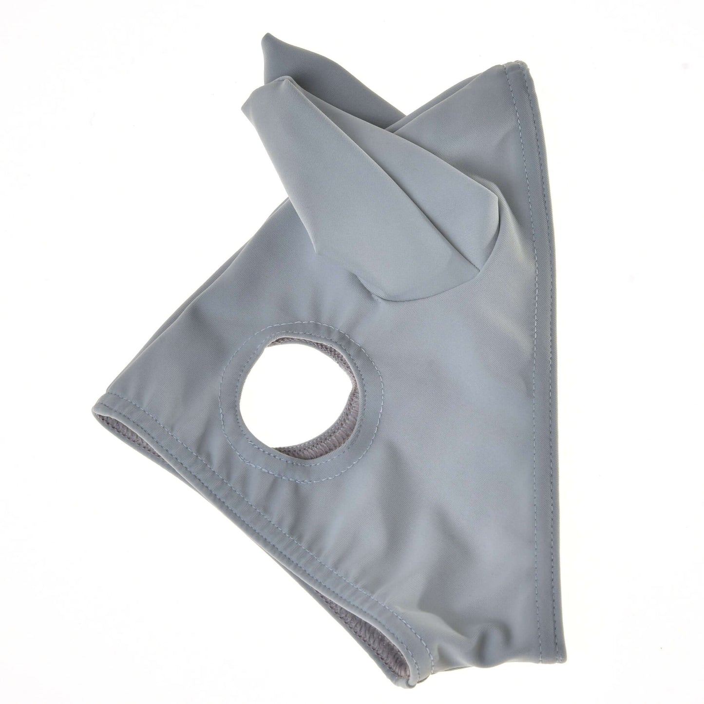 Die Maske mit Ohren Spiky von Hobby Horse LarDen ist eine graue Stoffmaske mit zwei spitzen, ohrenähnlichen Formen und einer runden Augenöffnung, die an ein Tier erinnert. Sie ist flach vor weißem Hintergrund ausgelegt.