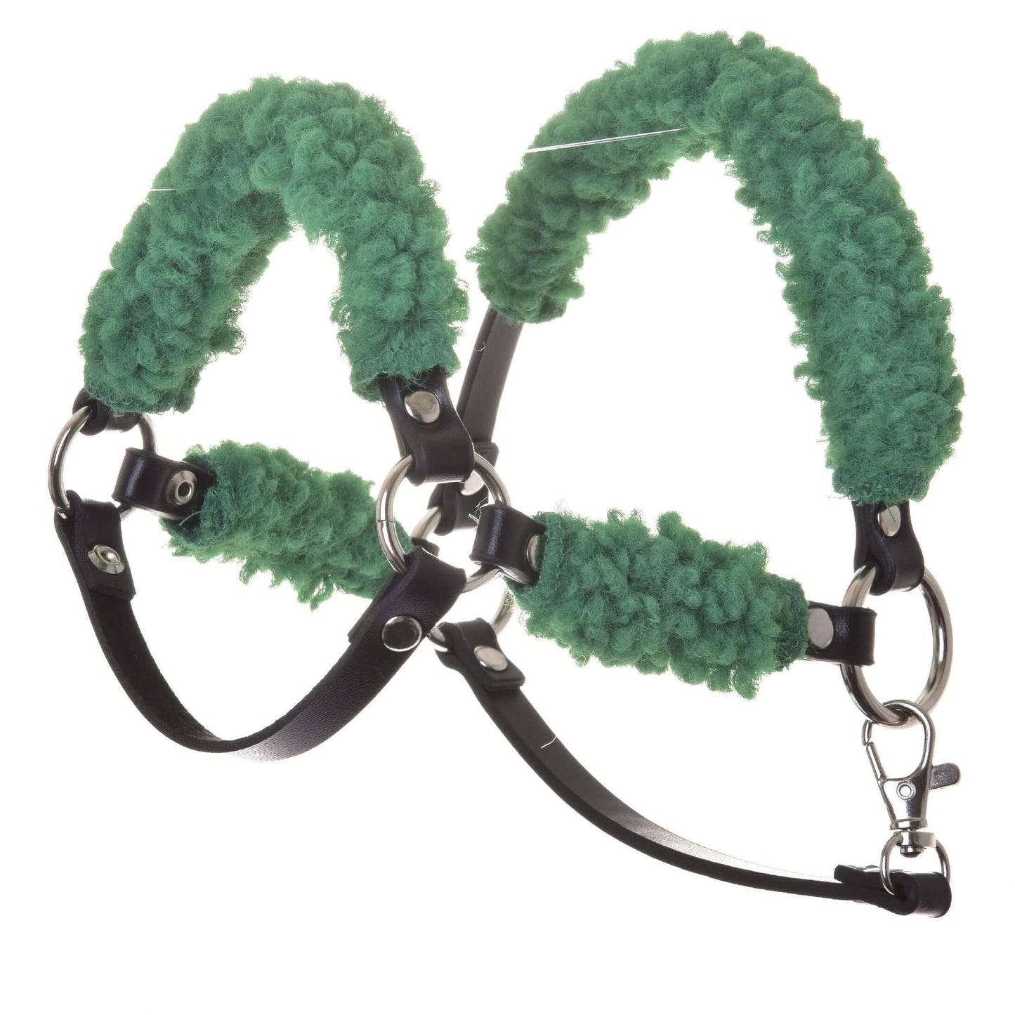 Licou noir avec fourrure verte complète - similicuir de Hobby Horse LarDen, avec matière en similicuir, rembourrage type polaire sur la muserolle, les montants de joue et la têtière, ainsi que des anneaux et boucles en métal pour des ajustements faciles, idéal pour les chevaux ou comme licol pour Hobby Horse.