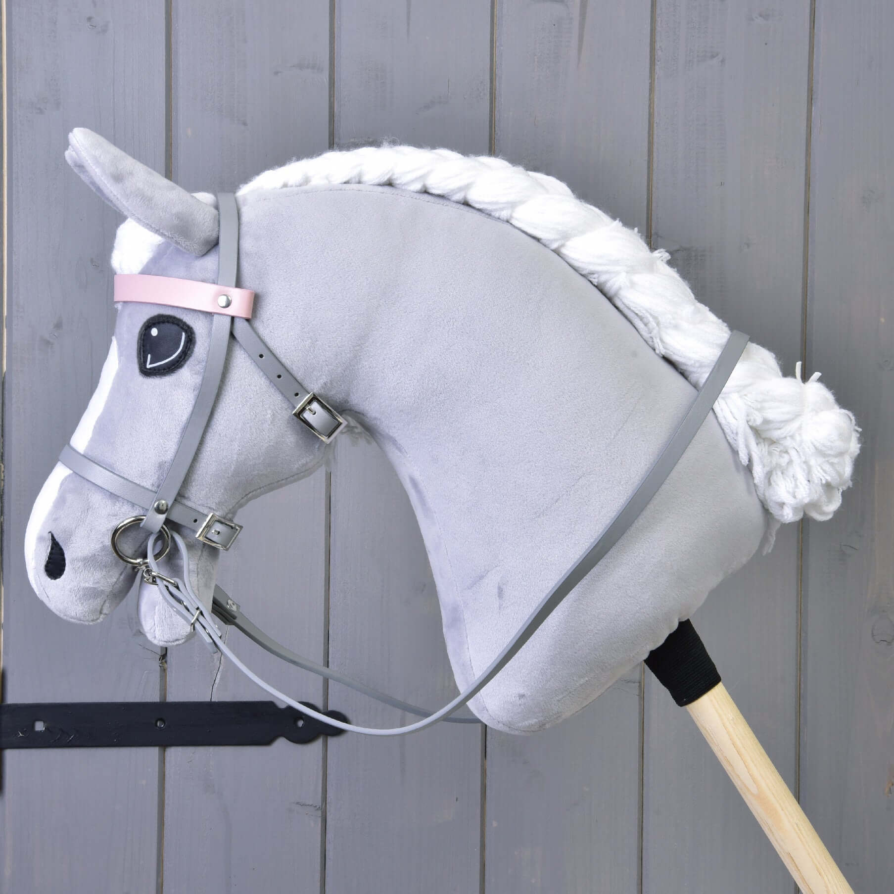 Ensemble gris en similicuir - bride, rênes et martingale