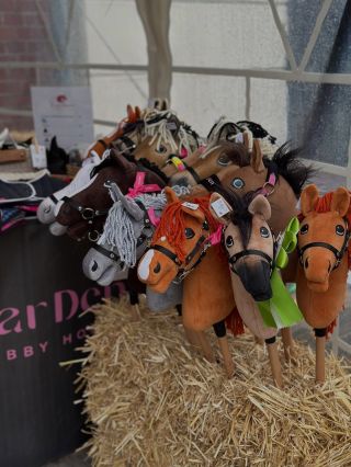 💯Diesen Samstag sind wir mit dem LarDen-Stand beim Turnier in Eibenstock. Kommt gerne vorbei und schaut euch unsere...